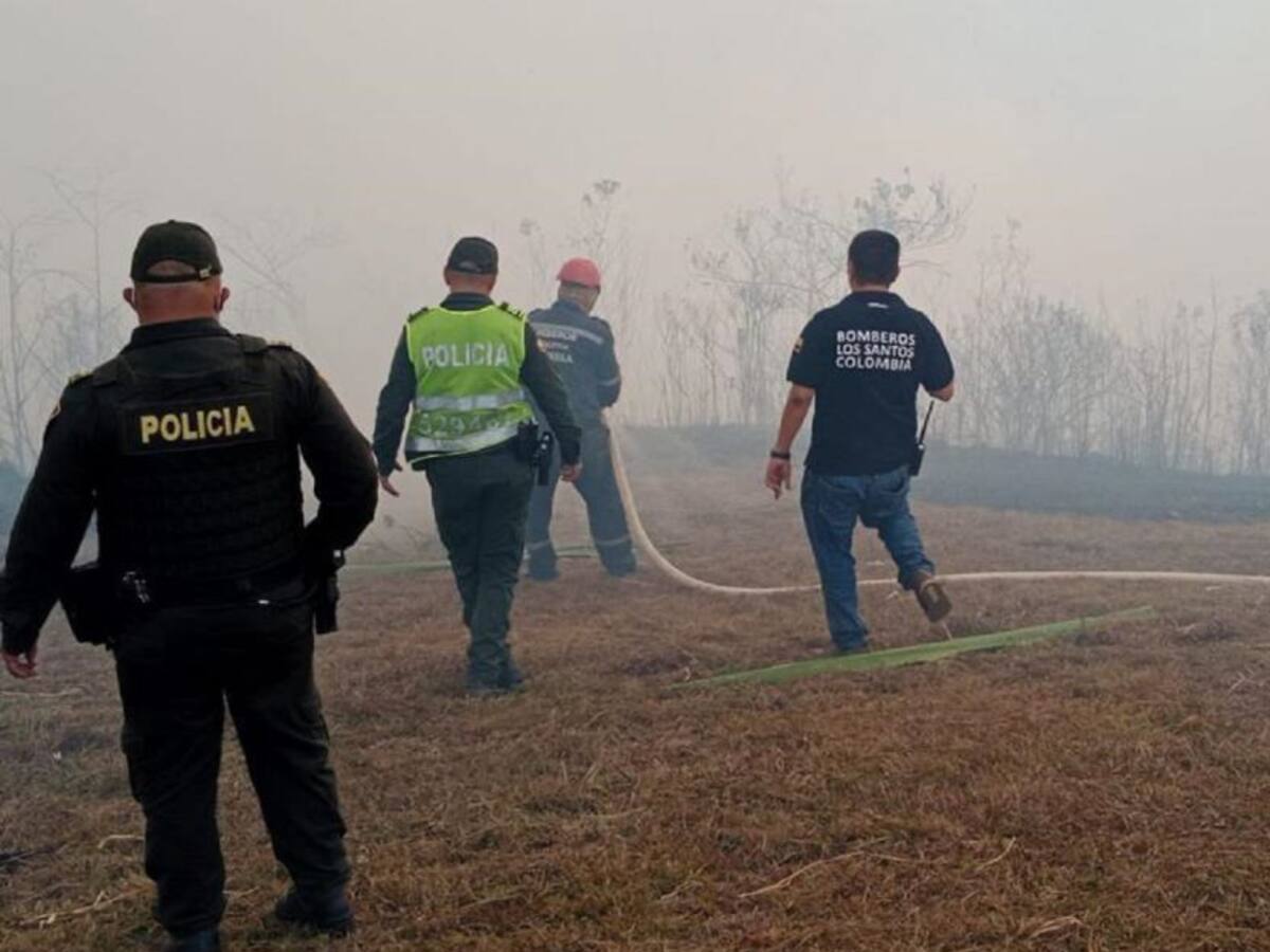 VIDEO: Controlan incendio frente al Cañón del Chicamocha