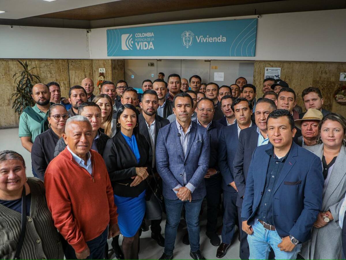“820 mil millones están congelados en MinVivienda”: gobernador de Cundinamarca