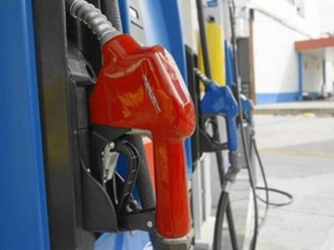 Camioneros empiezan este miércoles discusión sobre precios de combustibles