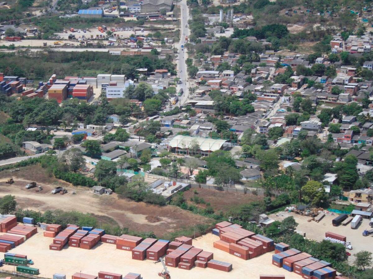 Mano dura a quienes no contraten empleo local: Jacqueline Perea