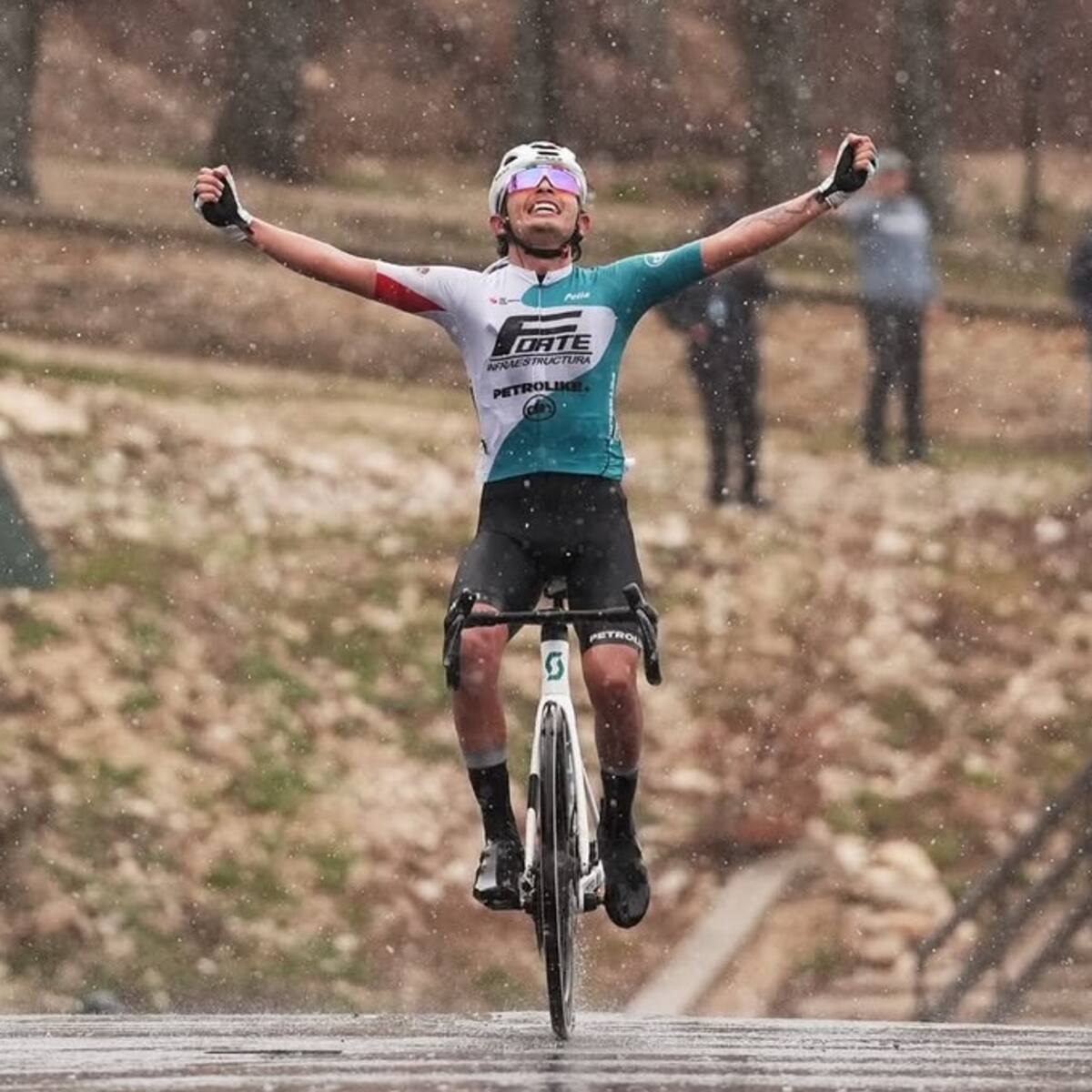 Alejandro Callejas tras su primer triunfo en Europa: “Espero correr una gran vuelta el próximo año”