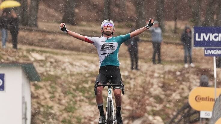 Alejandro Callejas tras su primer triunfo en Europa: “Espero correr una gran vuelta el próximo año”