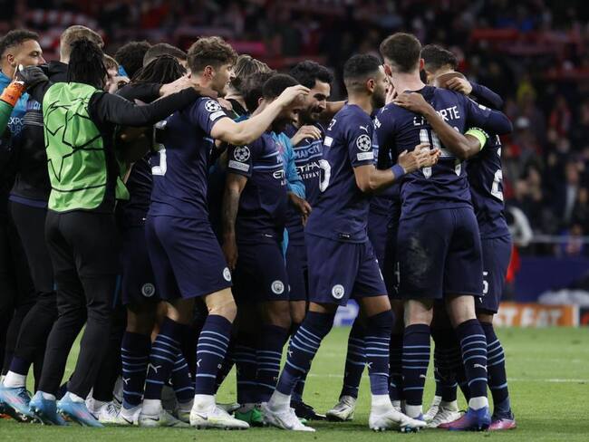 Los jugadores del Manchester City festejan la clasificación a las semifinales de la Liga de Campeones.