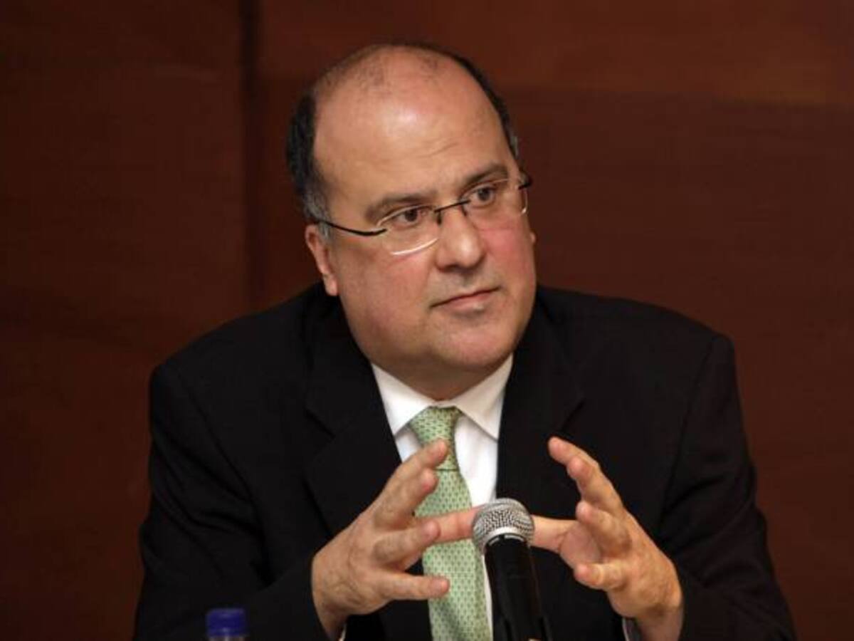 Economía colombiana crecerá este año 3%: Banco de la República