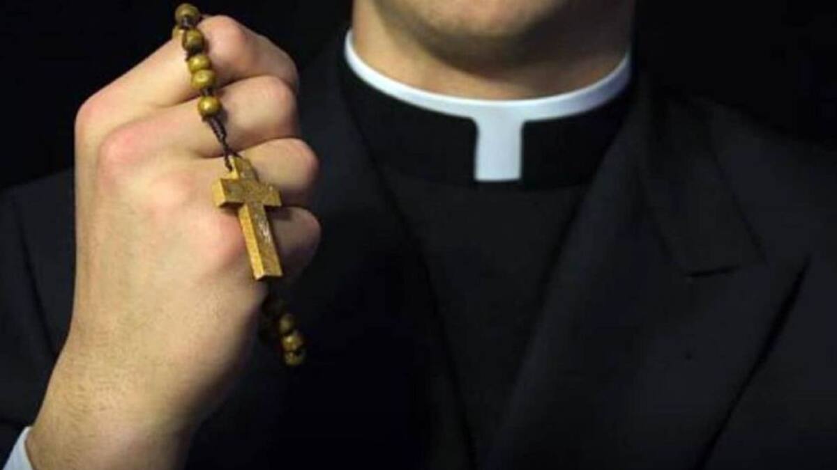 Indignación en Ábrego por maldición de sacerdote a bailarines