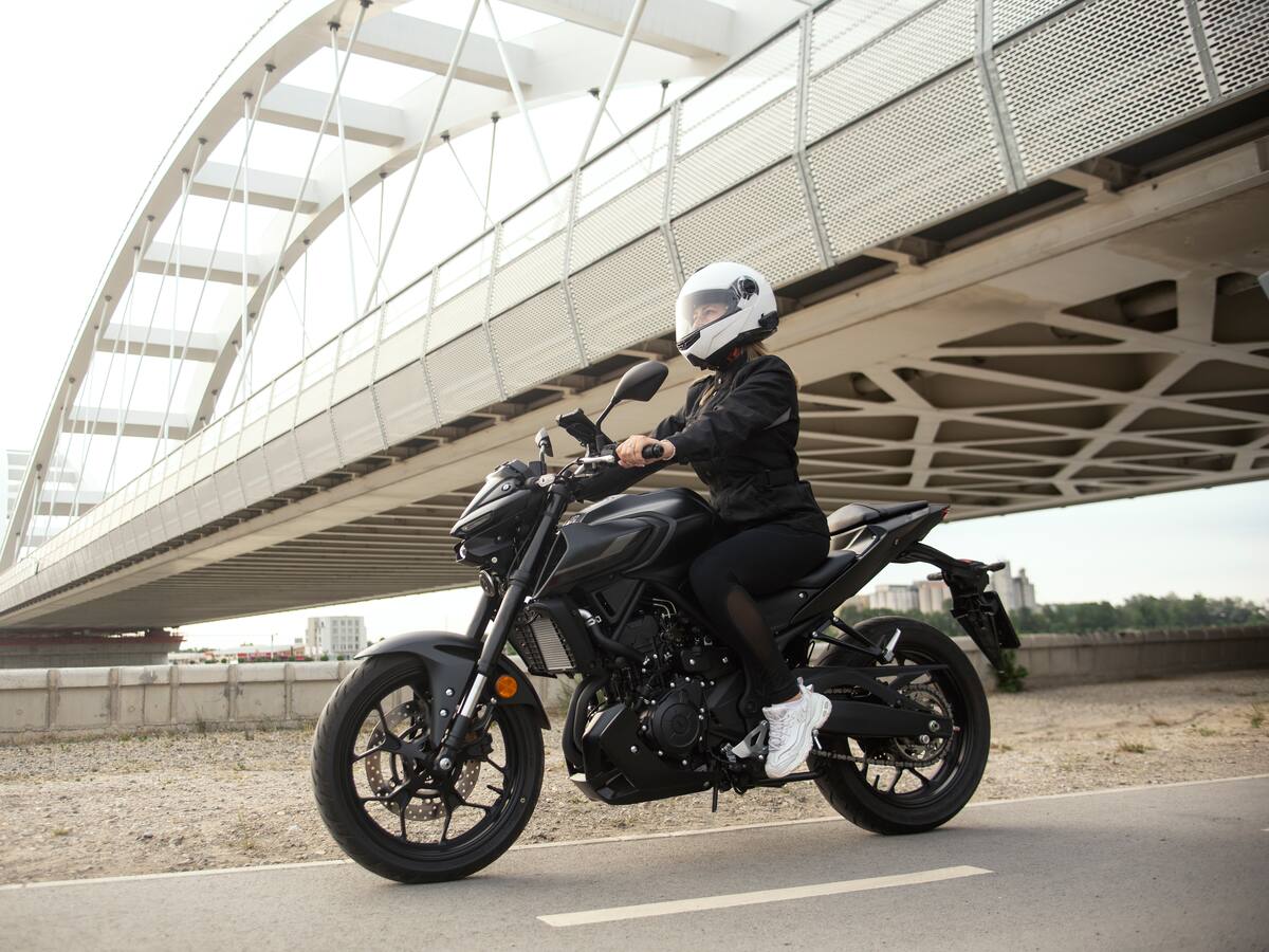 El próximo año entrará en vigencia nuevas medidas para el tránsito de motos en Colombia