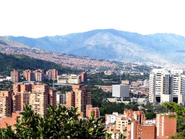 Velocidad de contagios en Medellín disminuyó 35%