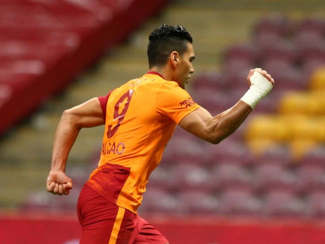 Radamel Falcao regresó a las canchas con el Galatasaray