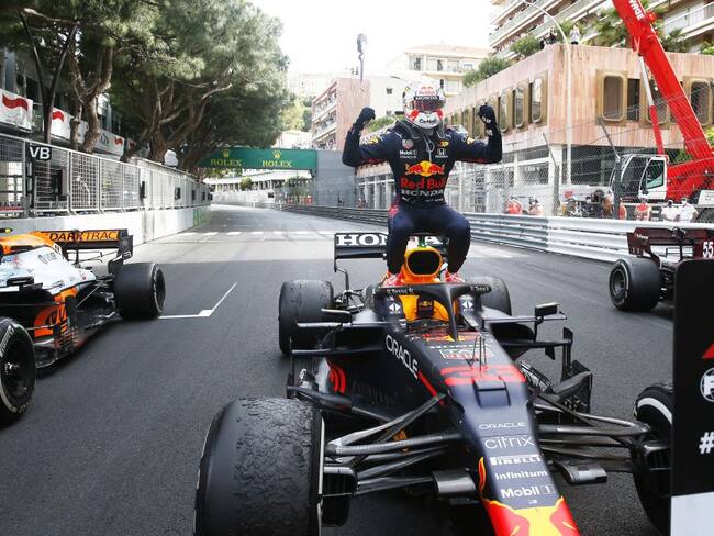 Max Verstappen nuevo líder en la F1 tras brillante victoria en GP de Mónaco