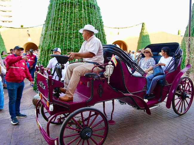 Coches eléctricos. // Alcaldía de Cartagena