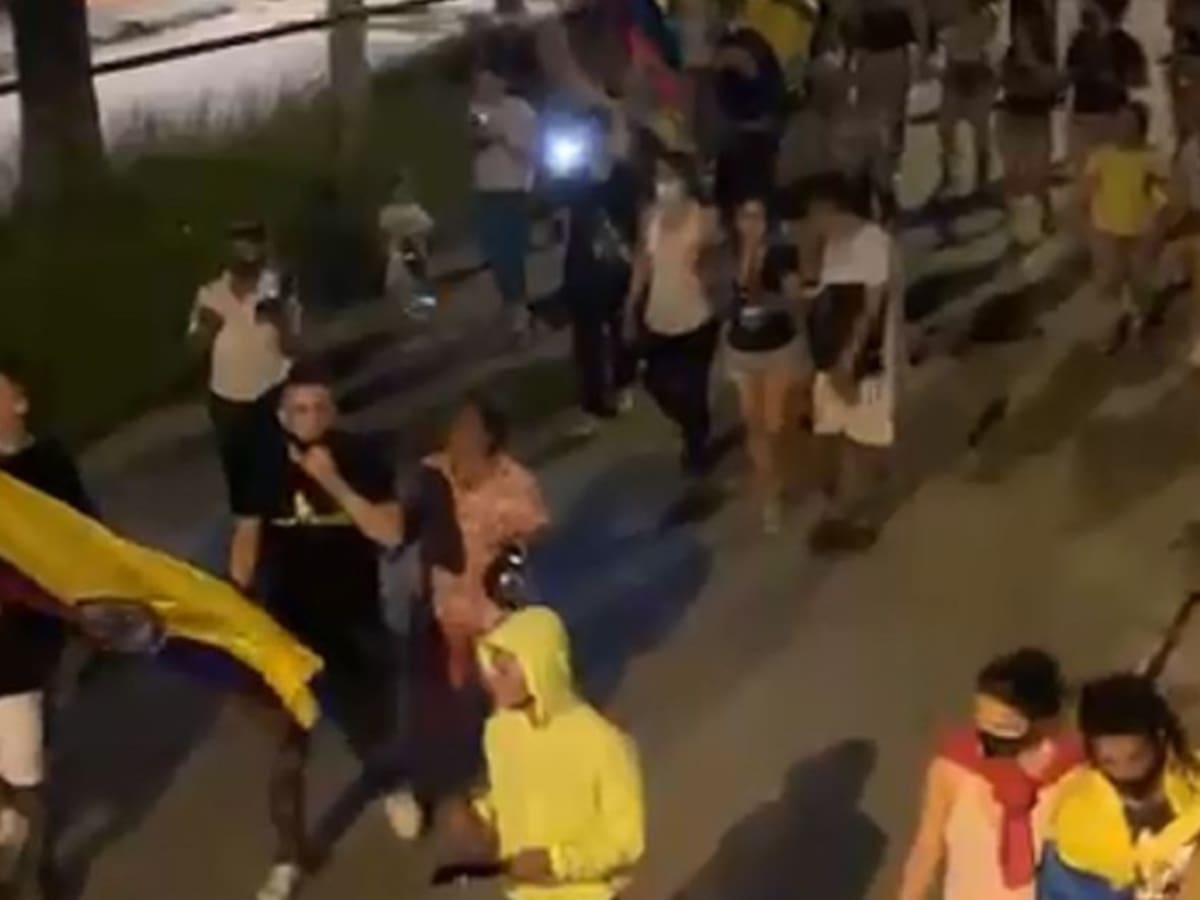 Noche de contrastes en el Quindío, cacerolazos, velatón y disturbios