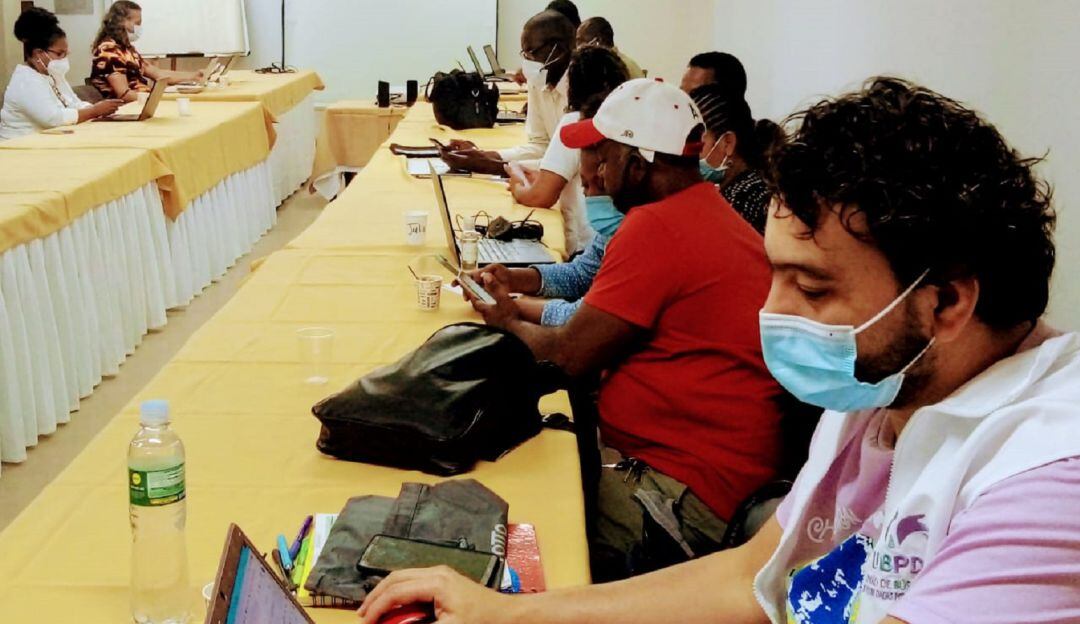 Plan de acción para su protección contra grupos armados