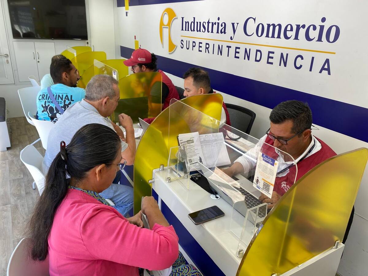 Superindustria llega a Bolívar para orientar a los consumidores de bienes y servicios