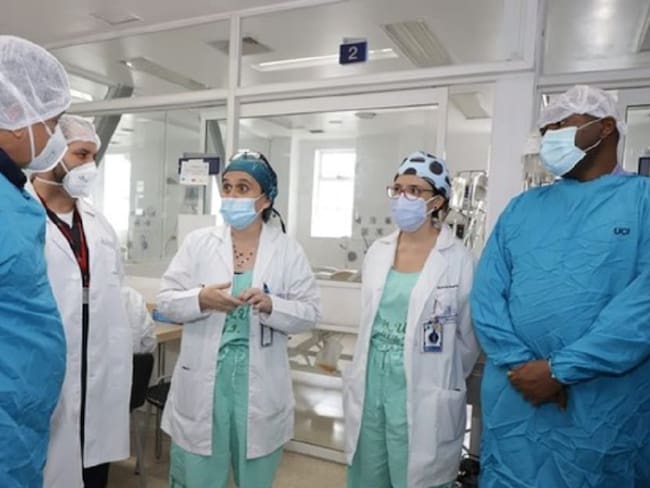 Equipo méico del HUV