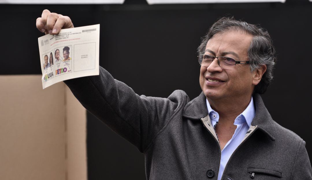 Gustavo Petro en Twitter: Reacciones a su victoria