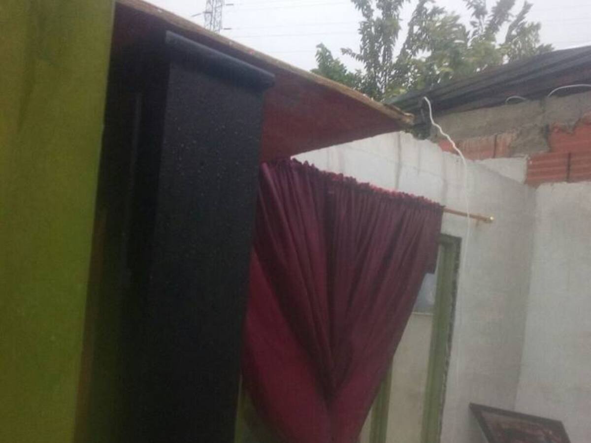 Vendaval destechó casas en Yumbo y la Cumbre