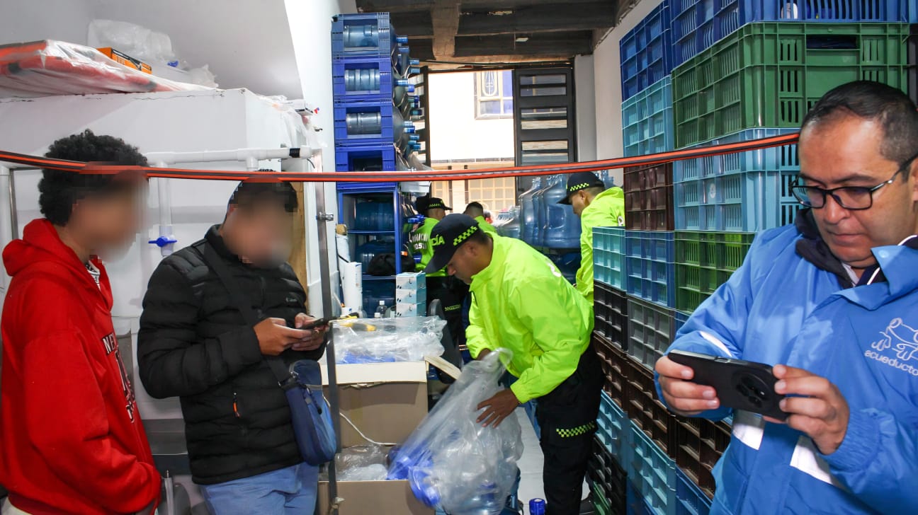 Embotelladora ilegal de agua en Bogotá solo pagaba 5 mil pesos de factura de Acueducto
