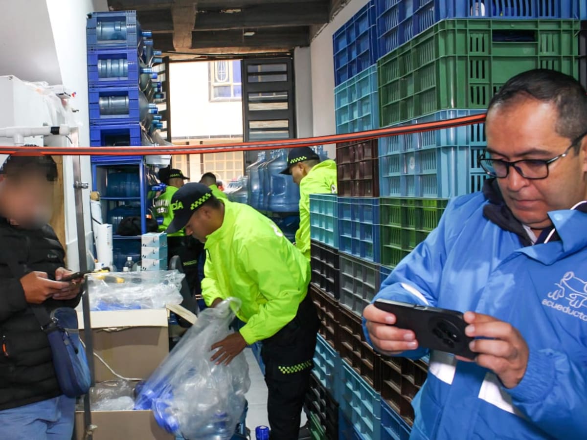 Embotelladora ilegal de agua en Bogotá solo pagaba 5 mil pesos de factura de Acueducto