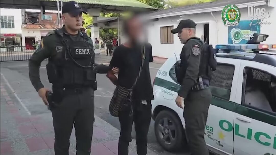 Se trata de Carlos Alberto Florez Ramos, conocido como "Guajiro o Chaman", habitante en condición de calle, quien registra antecedentes judiciales por el delito de Hurto Calificado.