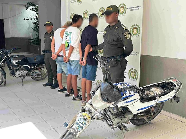 Capturados tres delincuentes, aprehendido menor de edad y recuperadas dos motocicletas