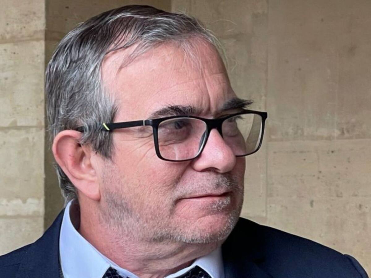 Registraduría verificará restricción para votar de Rodrigo Londoño