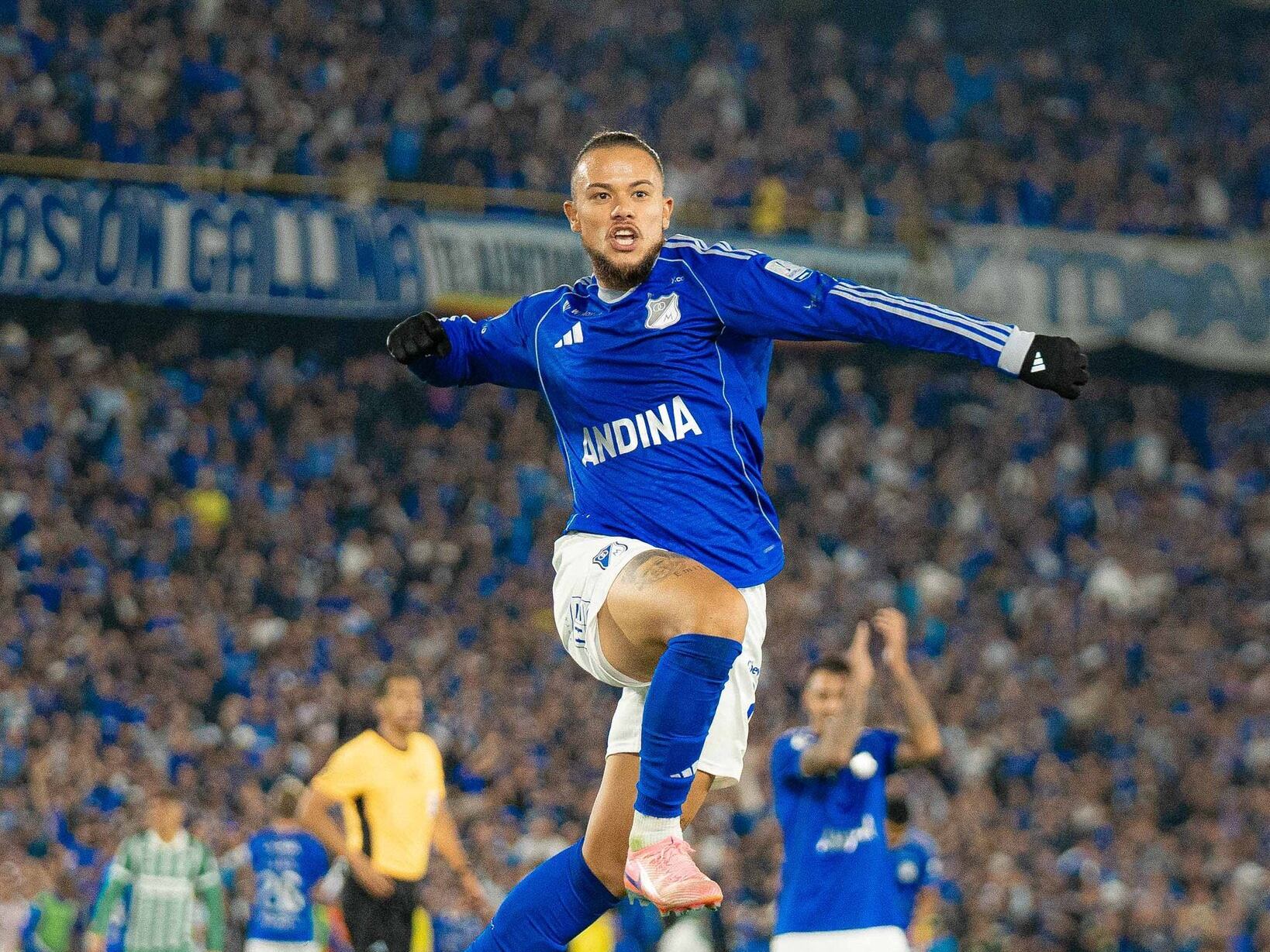 Leonardo Castro celebra su gol ante Atlético Nacional / Twitter: MillosFCOficial.