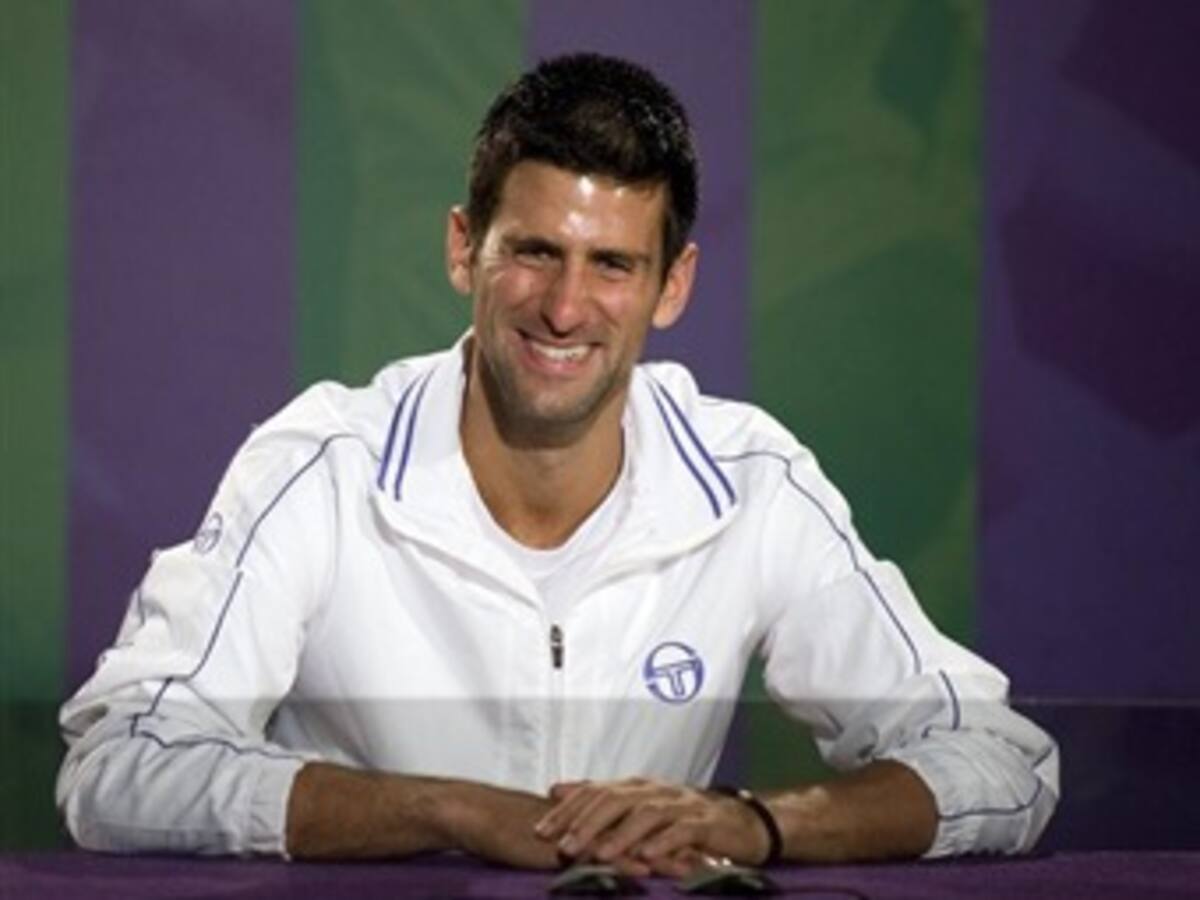 Miles de personas recibieron a Djokovic en Belgrado como a un héroe nacional