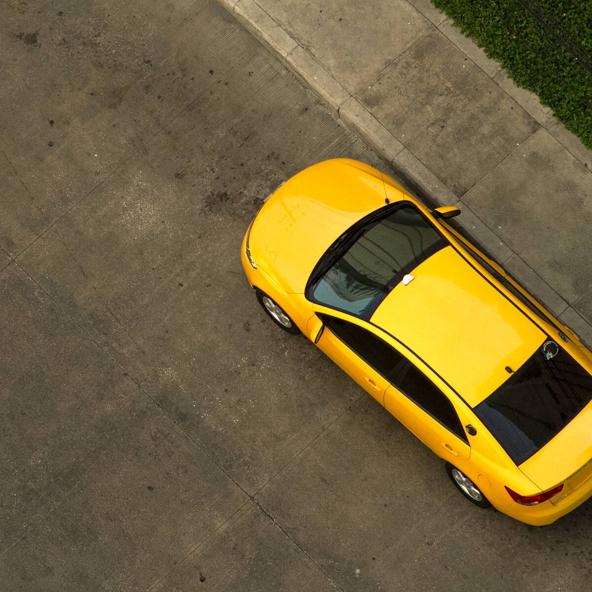 Conozca los patrones que se repiten en taxis vinculados a casos de ‘paseo millonario’ en Bogotá