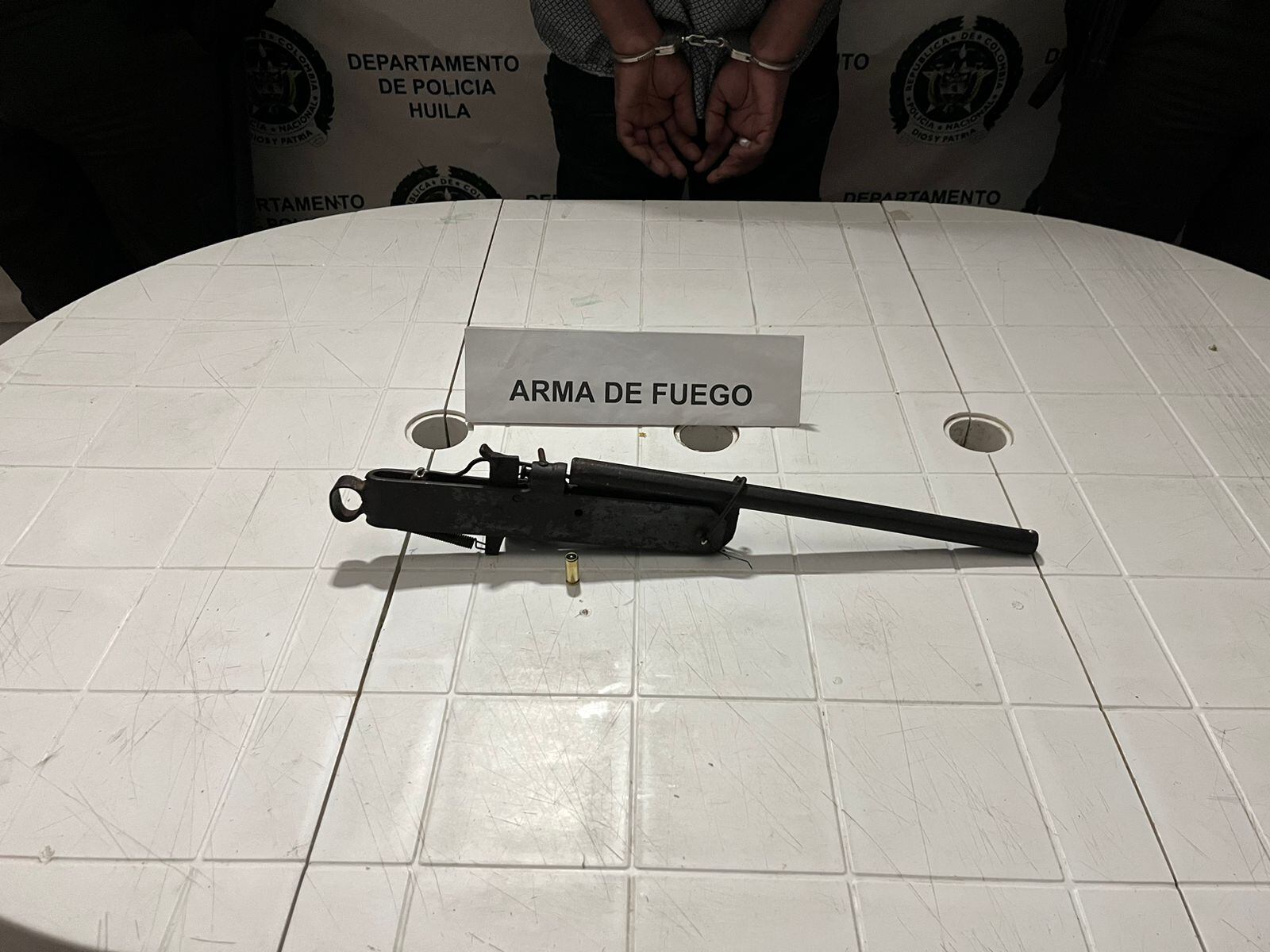 Capturado en la vereda Caparosal del municipio de Colombia. Foto Policía Huila.