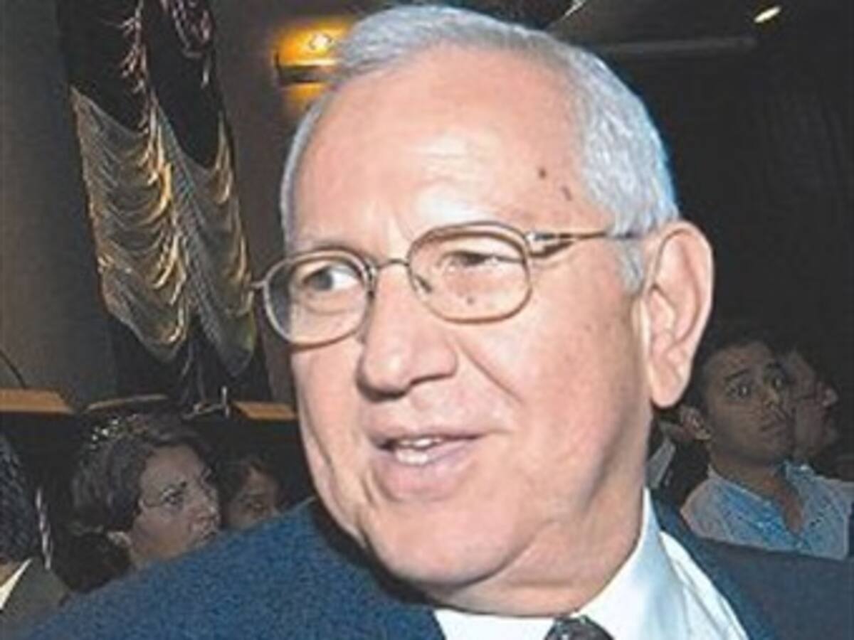 Micheletti está dispuesto a renunciar si Zelaya no vuelve a Presidencia de Honduras