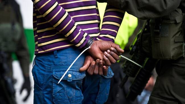 En casi la totalidad de los casos, los reincidentes, además de estar señalados por hurto, tienen antecedentes por lesiones personales y violencia intrafamiliar. Foto: Getty Images