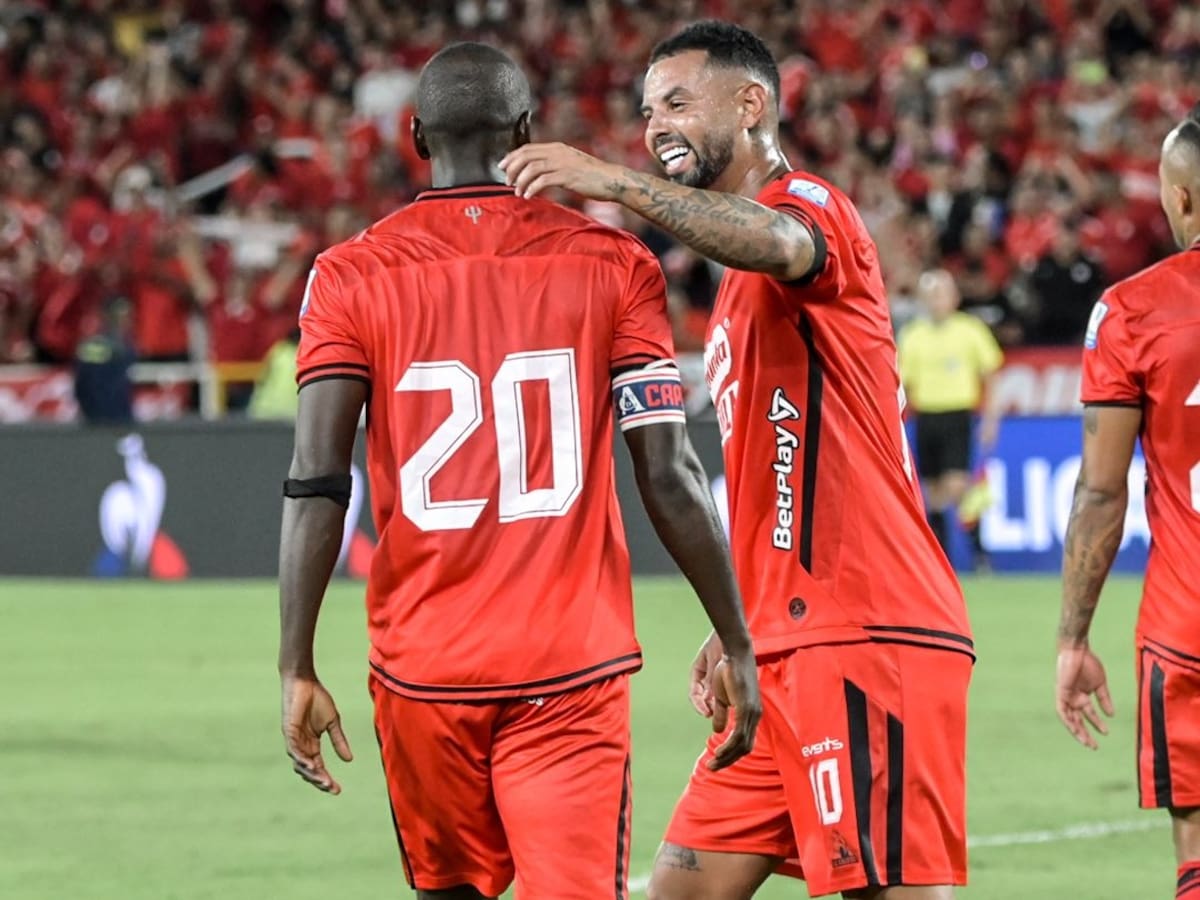 ¿Qué pasó con Adrián Ramos en el partido contra Patriotas?, el club dio parte médico