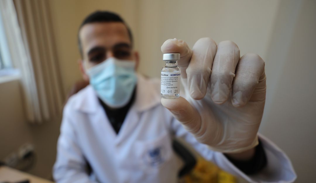 Vacuna rusa Sputnik V será producida en Italia