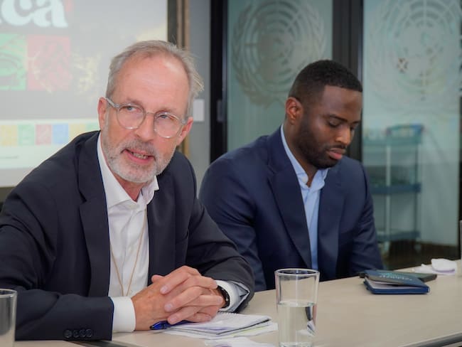 Staffan Smedby señaló que la cooperación internacional busca acompañar y fortalecer iniciativas locales más allá del apoyo financiero. | Foto: Caracol Radio
