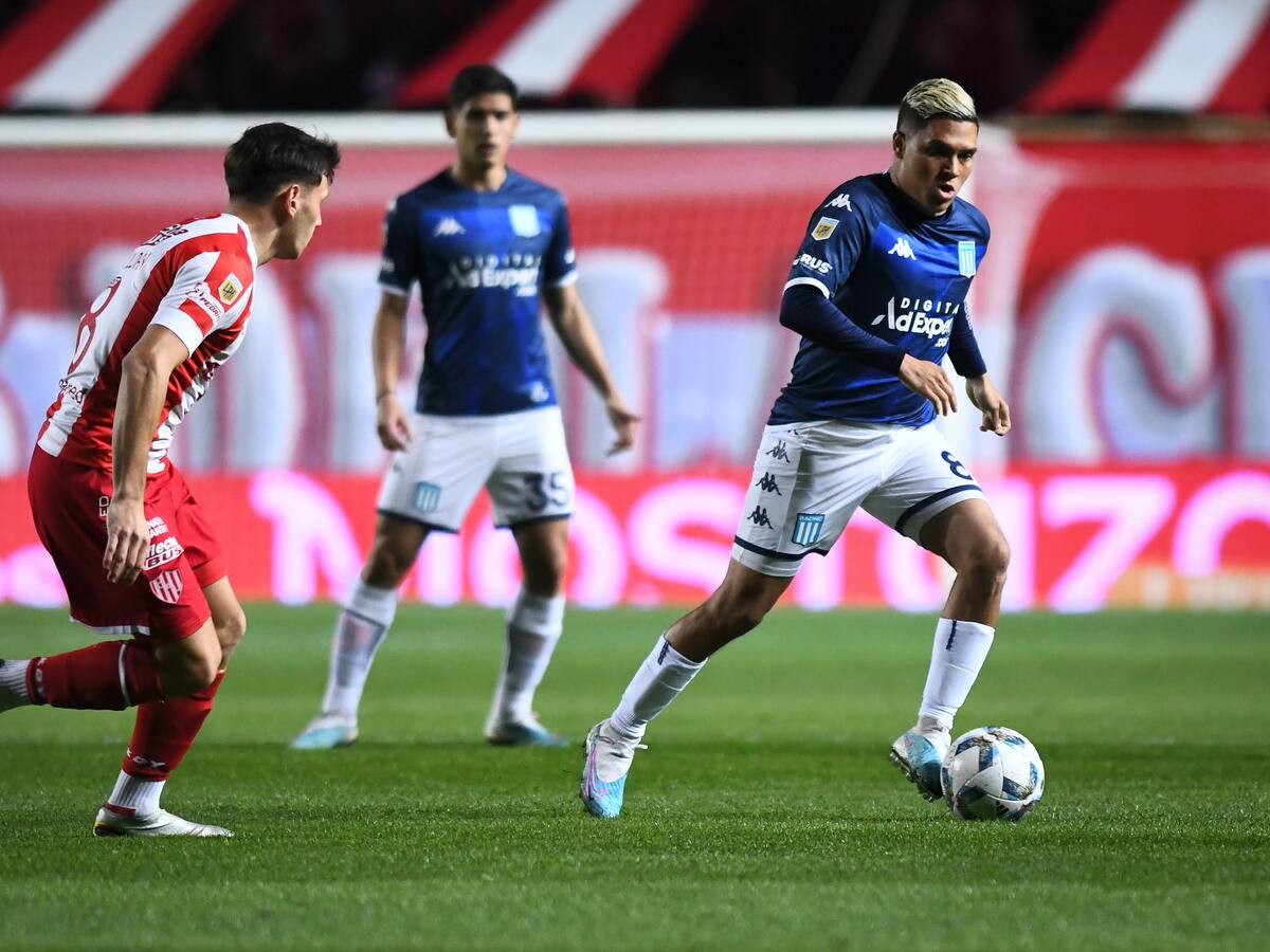 Juan Fernando Quintero debutó como titular en Racing