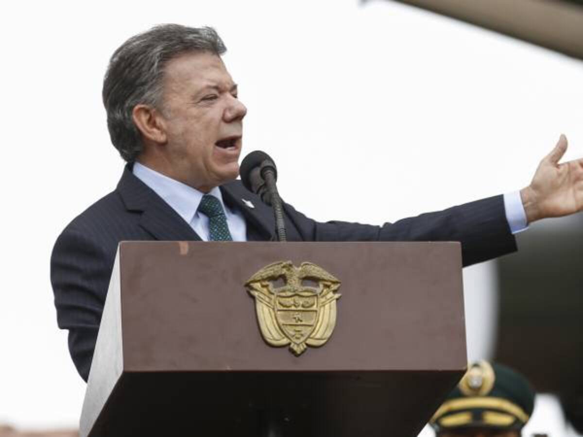 Declaraciones de Uribe sobre paz me llenan de esperanza: Santos