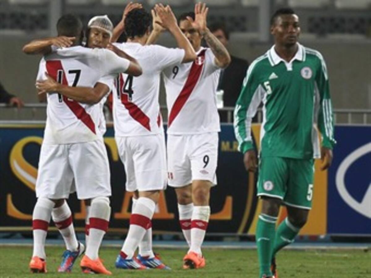 Perú superó 1-0 a Nigeria previo a duelo con Colombia por eliminatorias