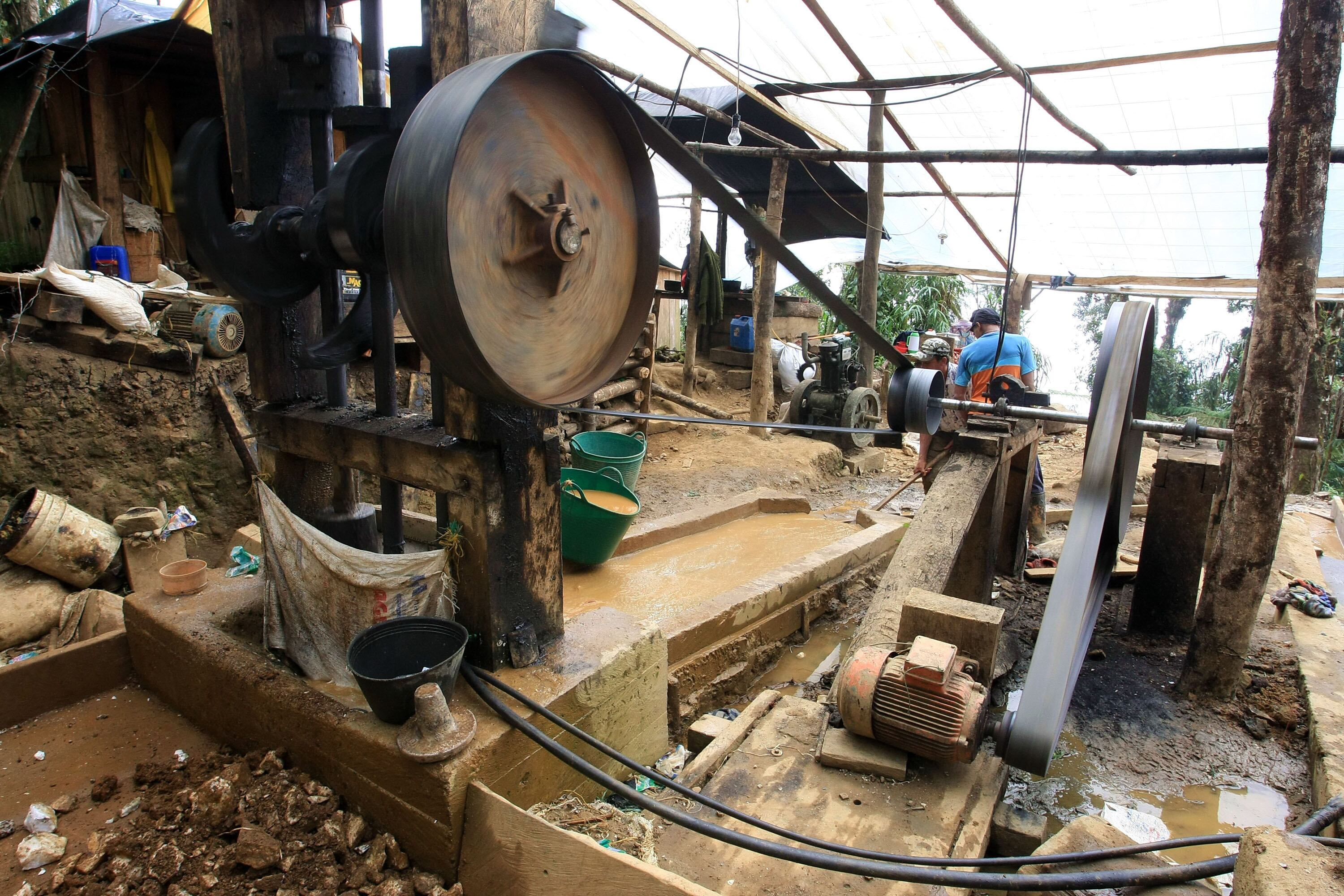 La continuidad de las actividades de extracción ilícita de minerales genera una afectación significativa en diferentes fuentes hídricas, incluyendo el río Cali.