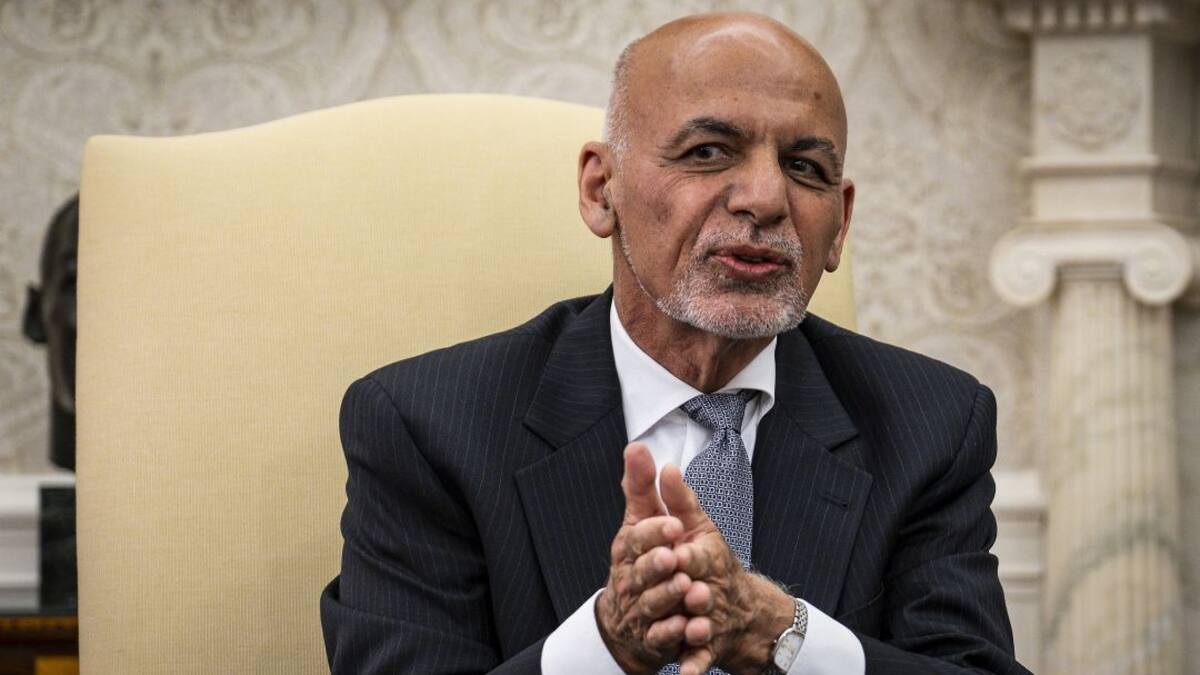 Expresidente afgano Ashraf Ghani se disculpa y lamenta situación del país