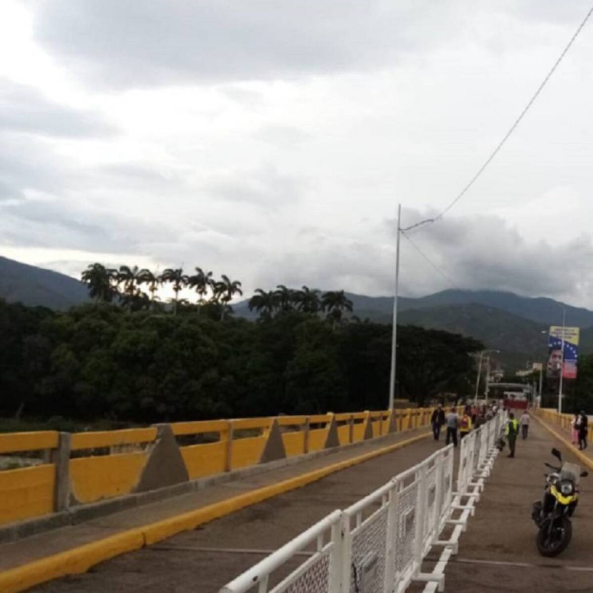 Solo pacientes oncológicos los únicos que pueden cruzar la frontera