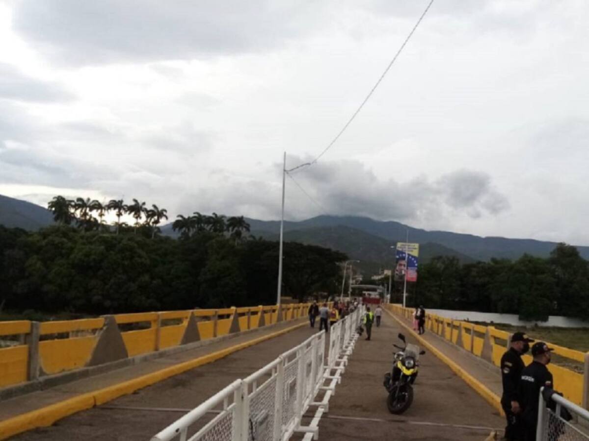 Solo pacientes oncológicos los únicos que pueden cruzar la frontera