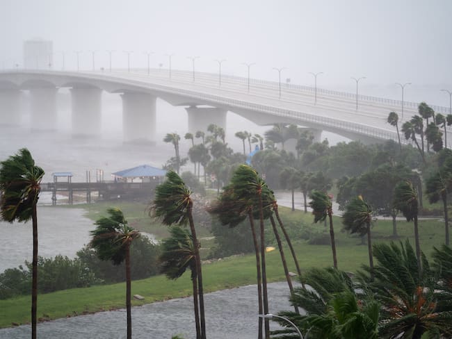 Huracán Ian: estas son las líneas de ayuda y protocolos de atención para colombianos