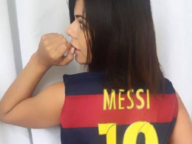 Por celos, la esposa de Messi bloqueó a “Miss Bum Bum” de las redes sociales del jugador