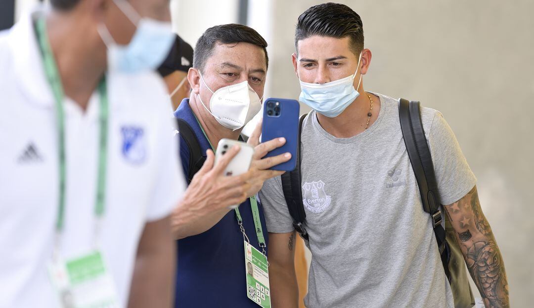 James Rodríguez aún no ha podido disputar un partido oficiale esta temporada con el Everton.