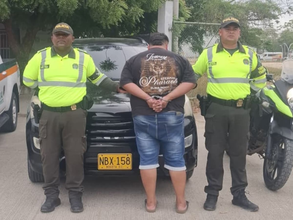 Recuperan camioneta robada en la vía Cartagena-Barranquilla