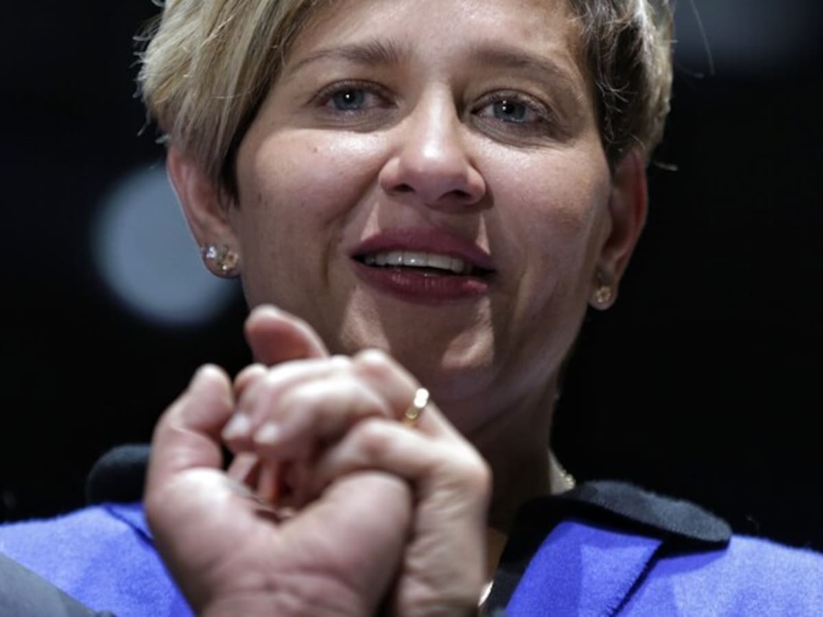 Verónica Alcocer es captada de compras en Estocolmo, le respondió a periodista: “no hablo inglés”