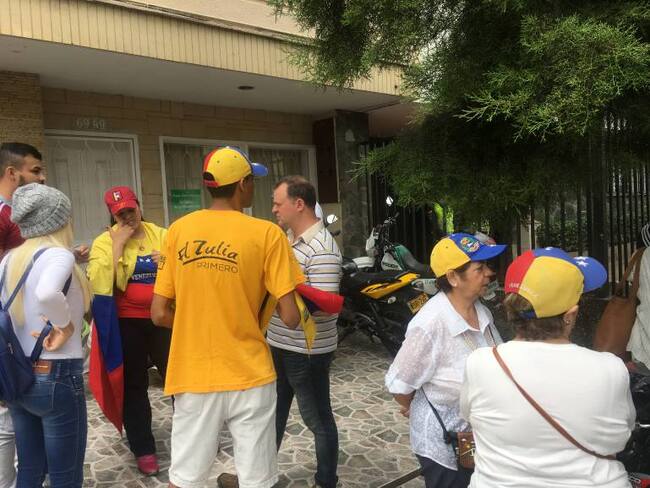 Venezolanos en Medellín se unieron a la marcha contra el gobierno de Nicolás Maduro