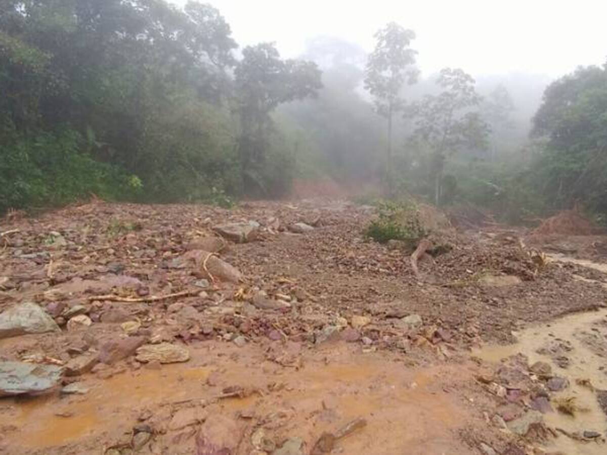 Dos vías nacionales con cierre total y 11 departamentales