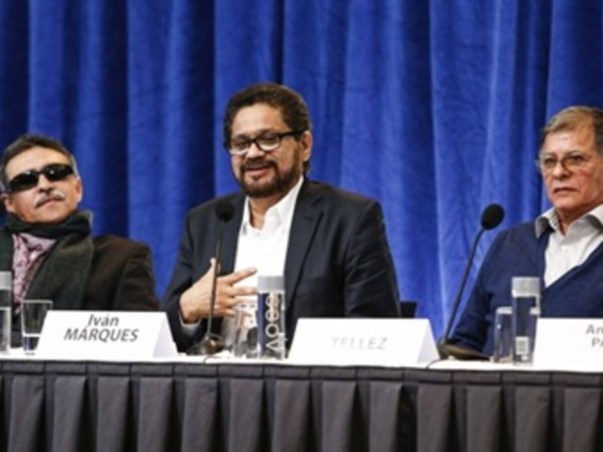 Farc esperan lograr la paz en 2013 pero critican afán del gobierno