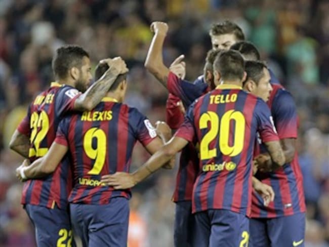 Alexis marcó doblete en la goleada 4-0 de Barcelona a Valladolid